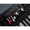 teclado Yamaha YC-61 escenario