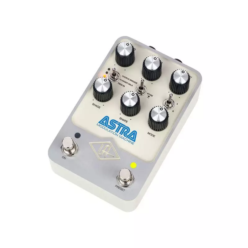 Universal Audio ASTRA Modulation Machine
