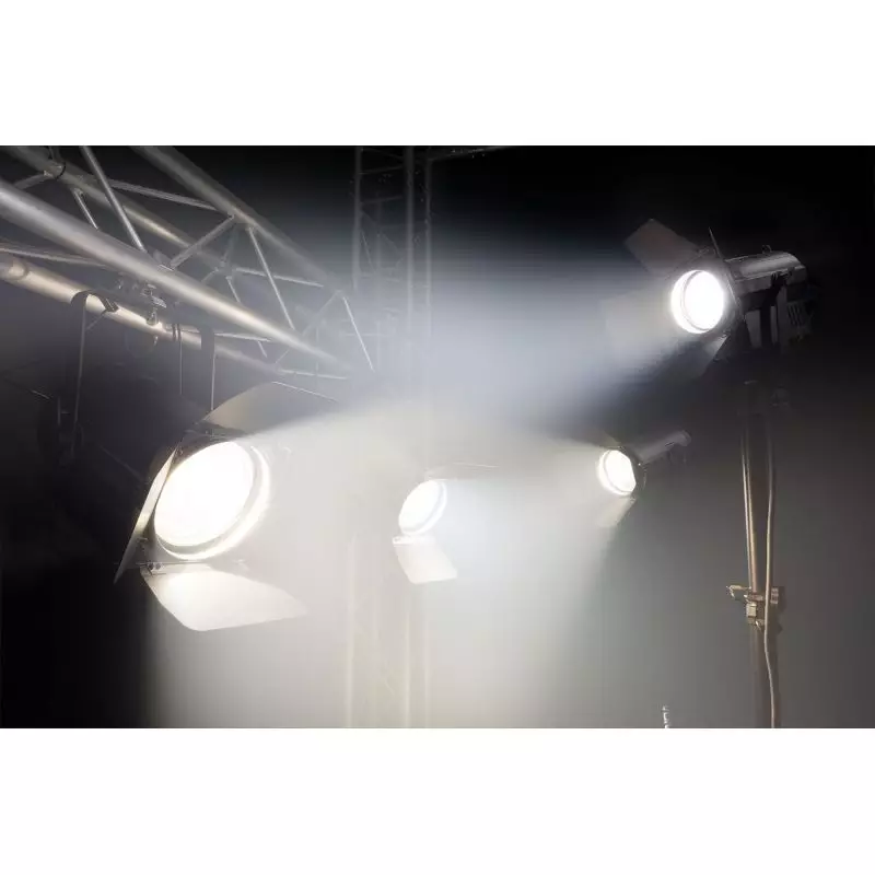 Comprar Beamz BTF200z Foco Fresnel Zoom 200W Led Blanco 3200K